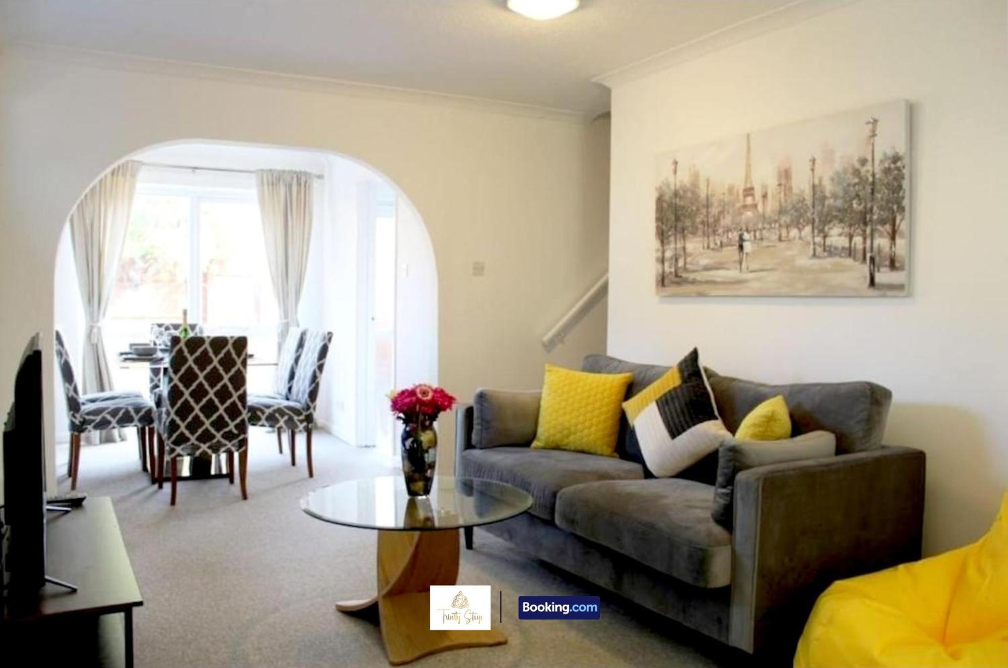 4 Bedroom House With Parking Near City Centre By Trinity Stays Short Lets & Serviced Accommodation Cambridge Экстерьер фото