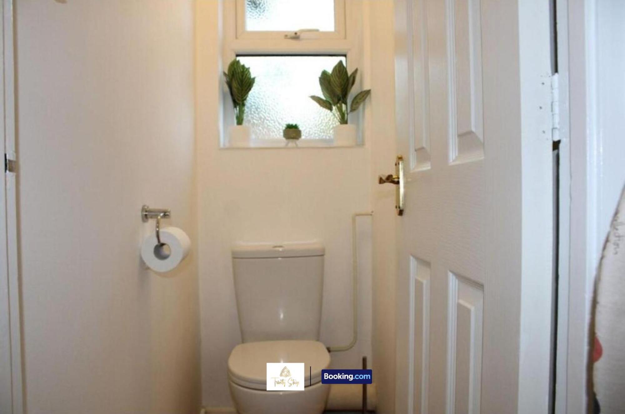 4 Bedroom House With Parking Near City Centre By Trinity Stays Short Lets & Serviced Accommodation Cambridge Экстерьер фото