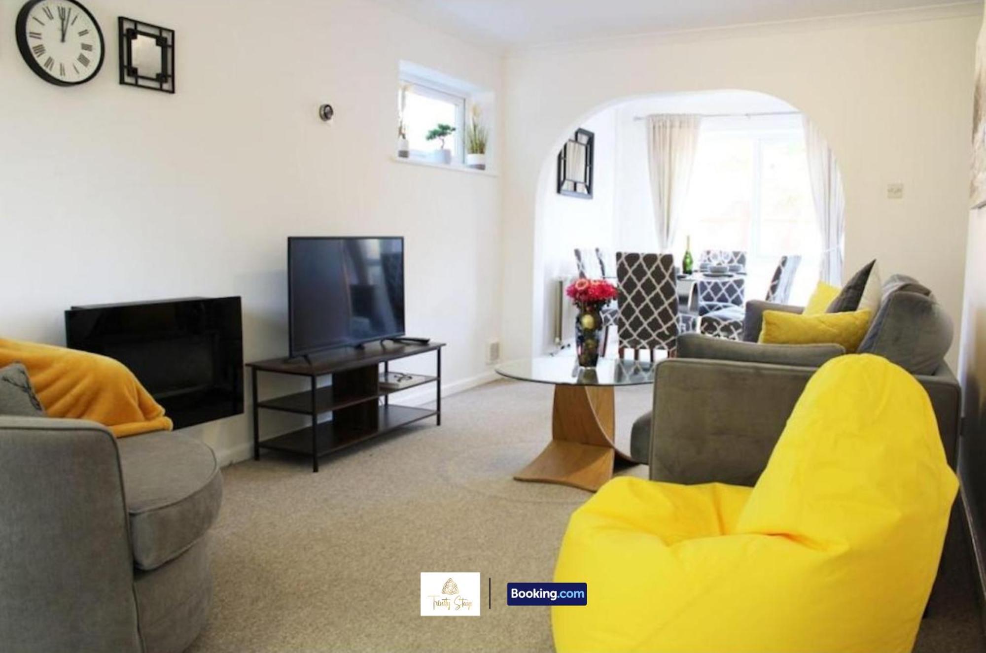 4 Bedroom House With Parking Near City Centre By Trinity Stays Short Lets & Serviced Accommodation Cambridge Экстерьер фото